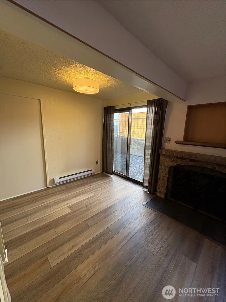 15422 40th Avenue S Tukwila WA 98188