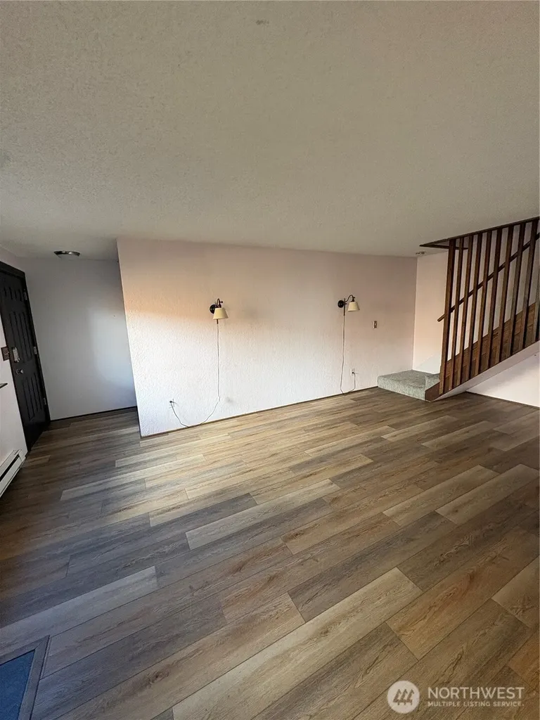 15422 40th Avenue S Tukwila WA 98188