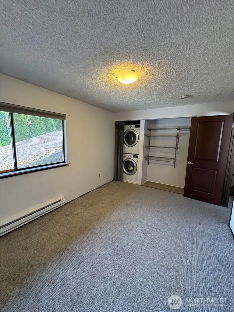 15422 40th Avenue S Tukwila WA 98188