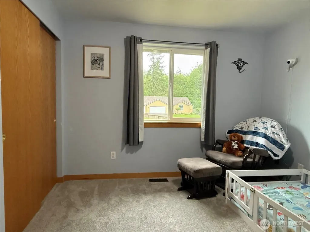 225 Vine Lane Elma WA 98541