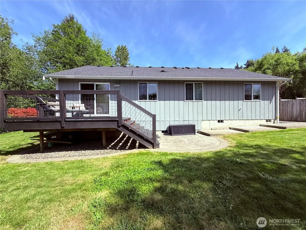 225 Vine Lane Elma WA 98541