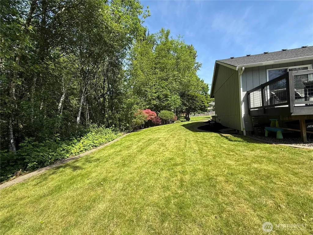 225 Vine Lane Elma WA 98541