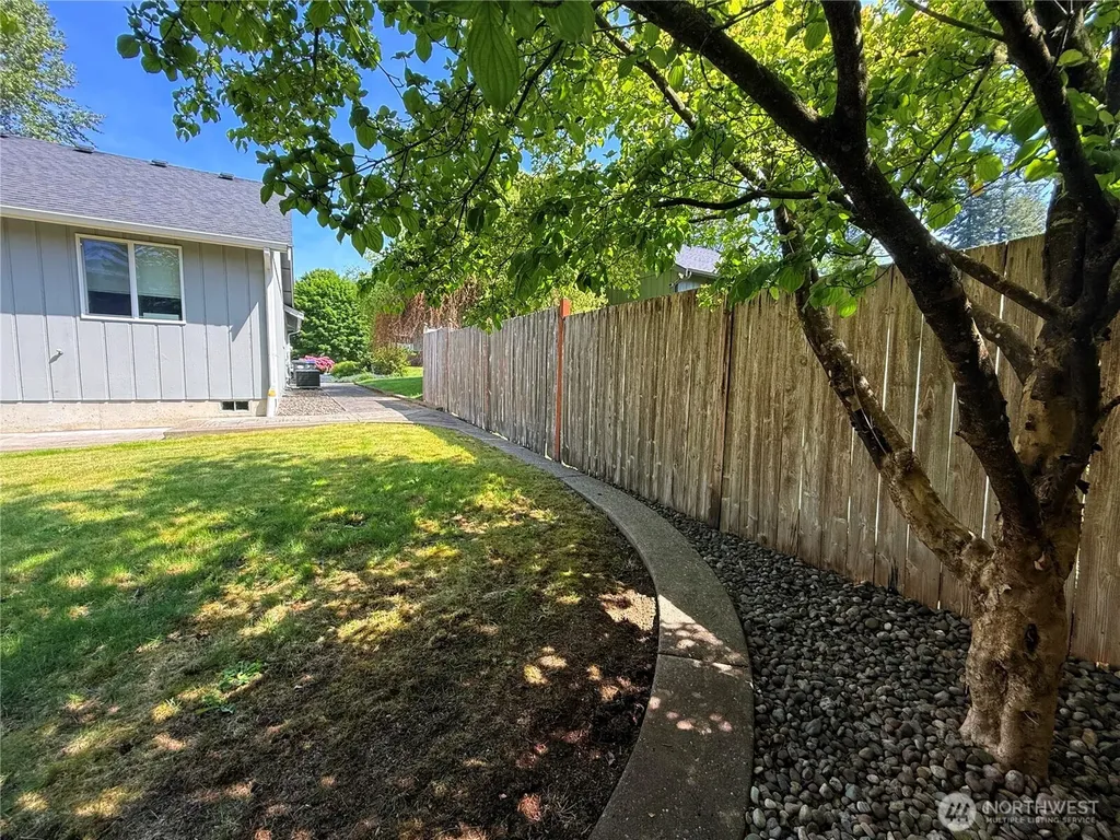 225 Vine Lane Elma WA 98541