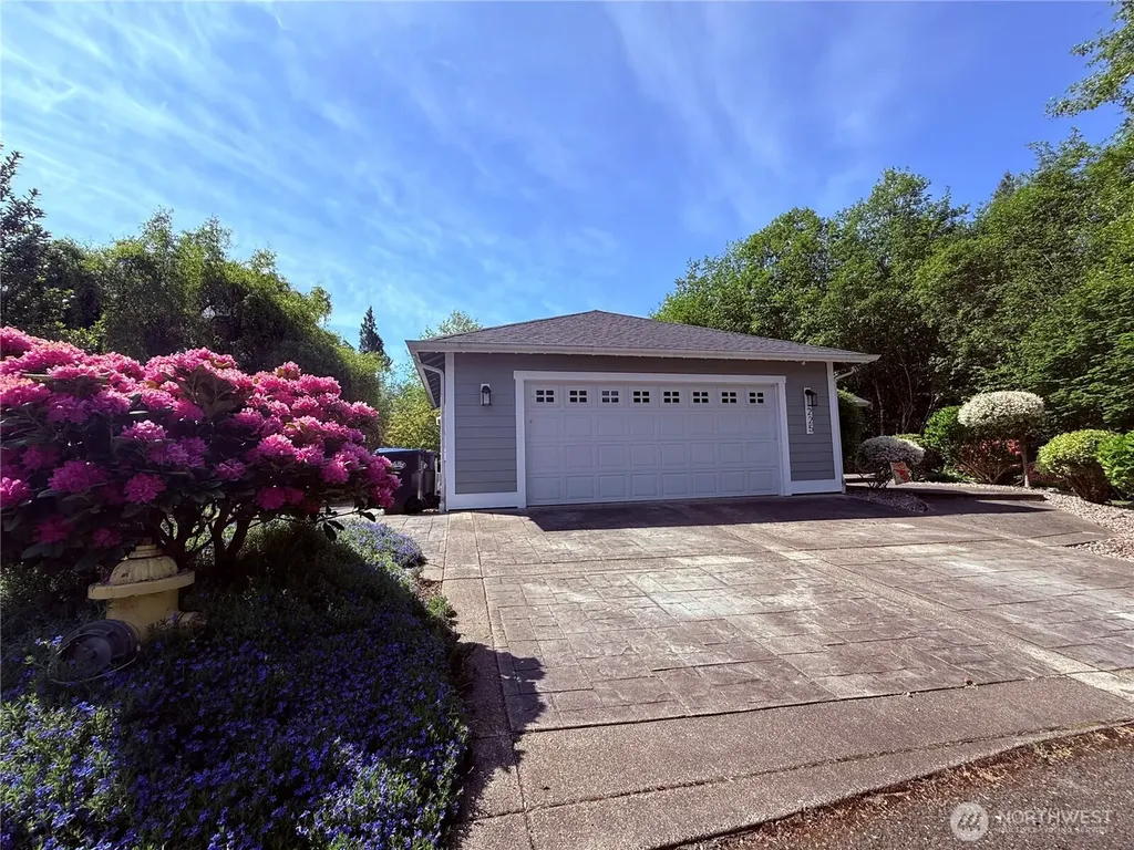 225 Vine Lane Elma WA 98541