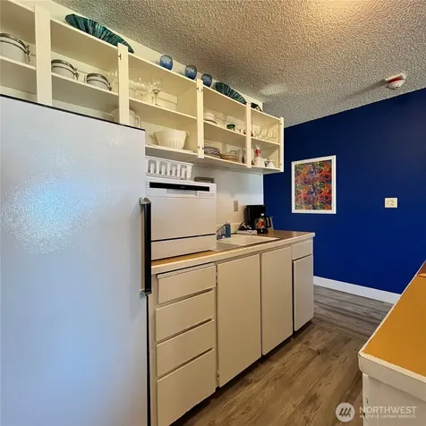 304 14th Street NW Long Beach WA 98631