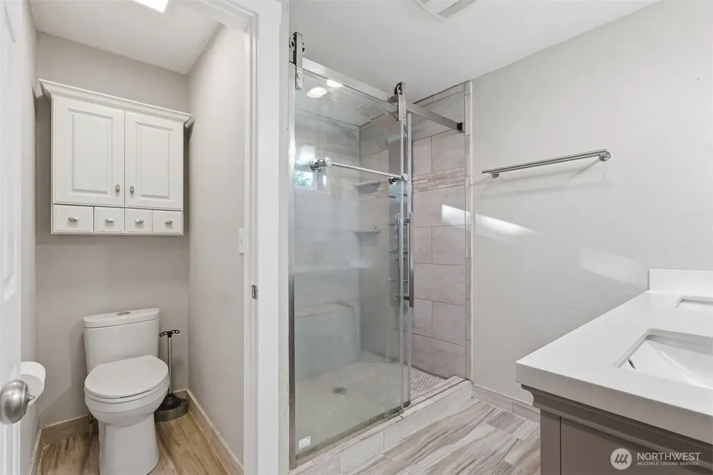 12817 Kapowsin Highlands Drive E Graham WA 98338