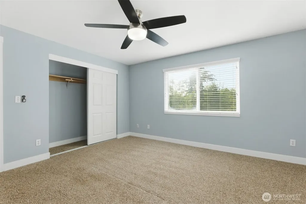 12817 Kapowsin Highlands Drive E Graham WA 98338