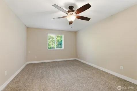 12817 Kapowsin Highlands Drive E Graham WA 98338