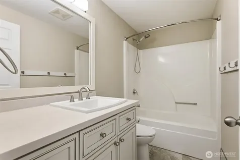 12817 Kapowsin Highlands Drive E Graham WA 98338