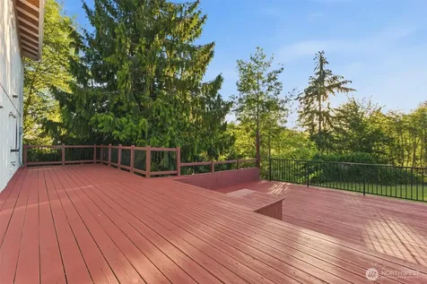 12817 Kapowsin Highlands Drive E Graham WA 98338