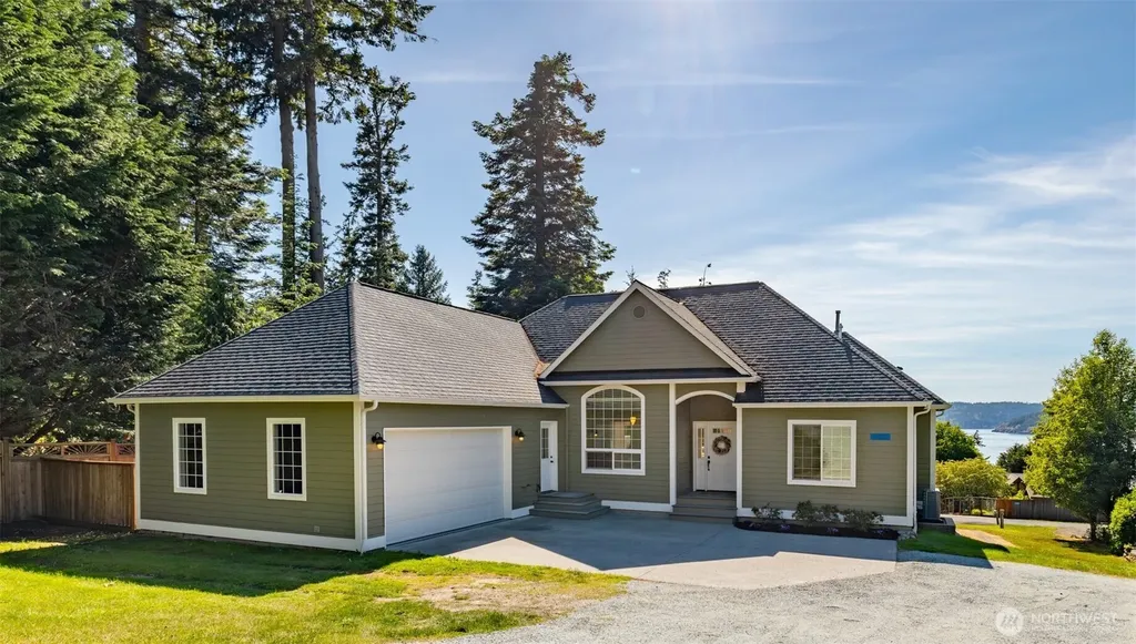 9924 Sunset Drive La Conner WA 98257