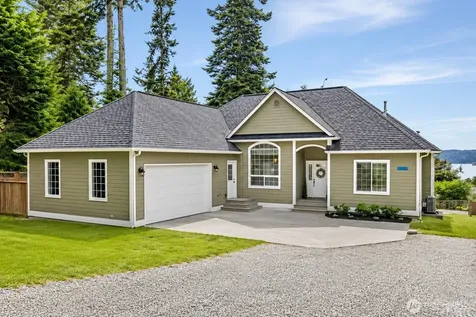 9924 Sunset Drive La Conner WA 98257