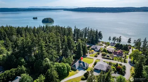 9924 Sunset Drive La Conner WA 98257