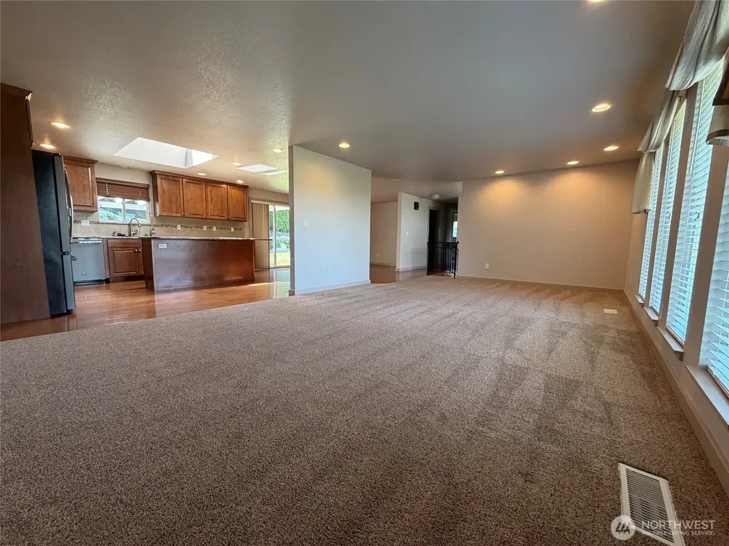7909 Englewood Crest Drive Yakima WA 98908