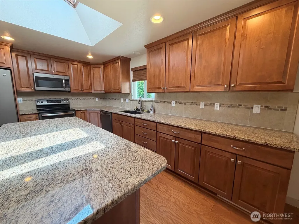 7909 Englewood Crest Drive Yakima WA 98908