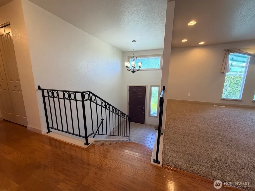 7909 Englewood Crest Drive Yakima WA 98908