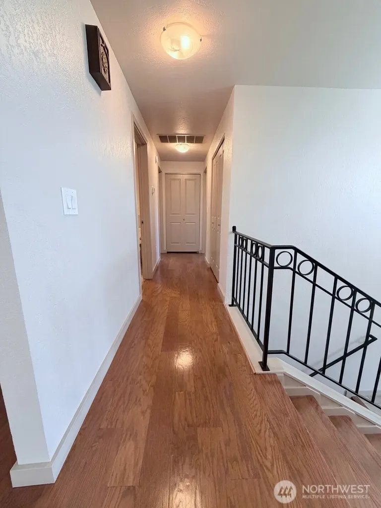 7909 Englewood Crest Drive Yakima WA 98908