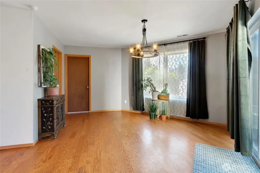 20304 51st Avenue E Spanaway WA 98387