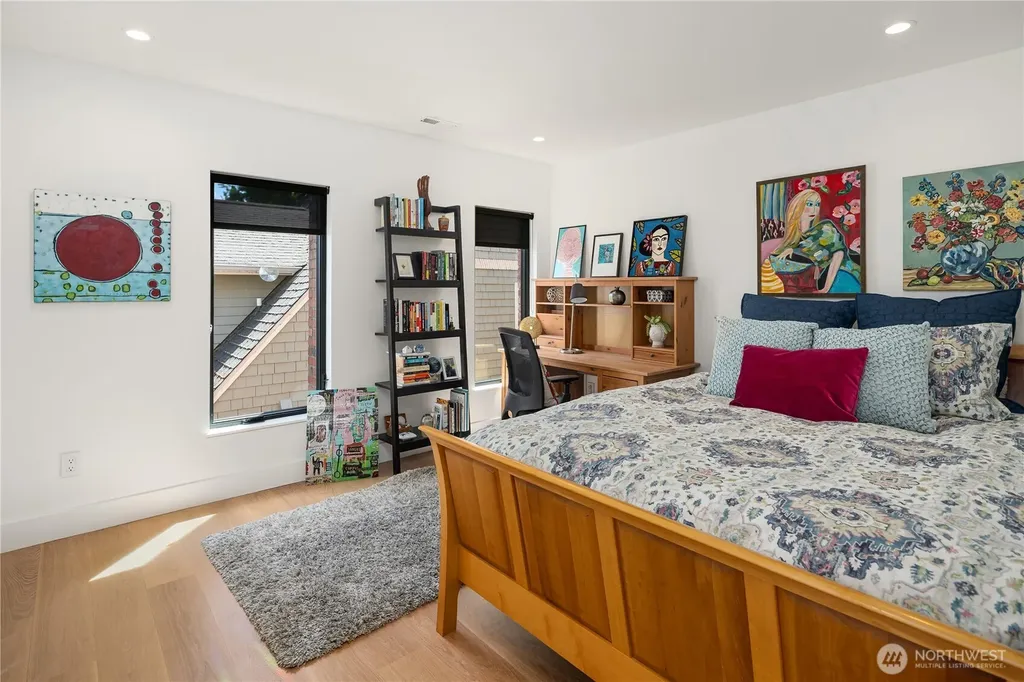 628 36th Avenue Seattle WA 98122