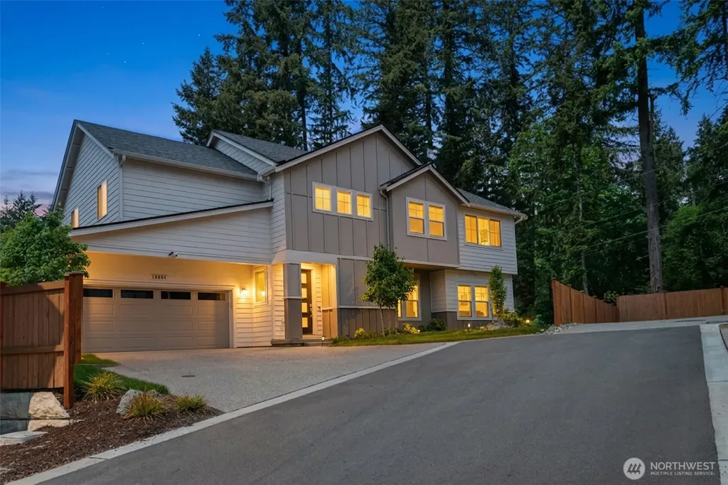 18804 14th Place W Lynnwood WA 98037