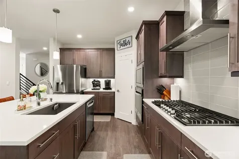 18804 14th Place W Lynnwood WA 98037