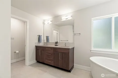18804 14th Place W Lynnwood WA 98037