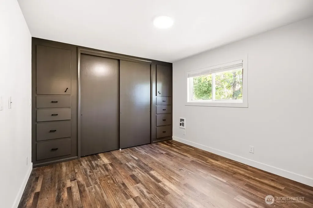 412 S 3rd Street Mccleary WA 98557