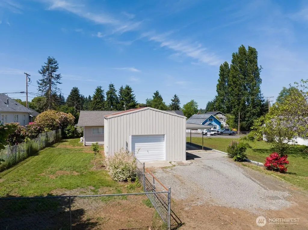 412 S 3rd Street Mccleary WA 98557