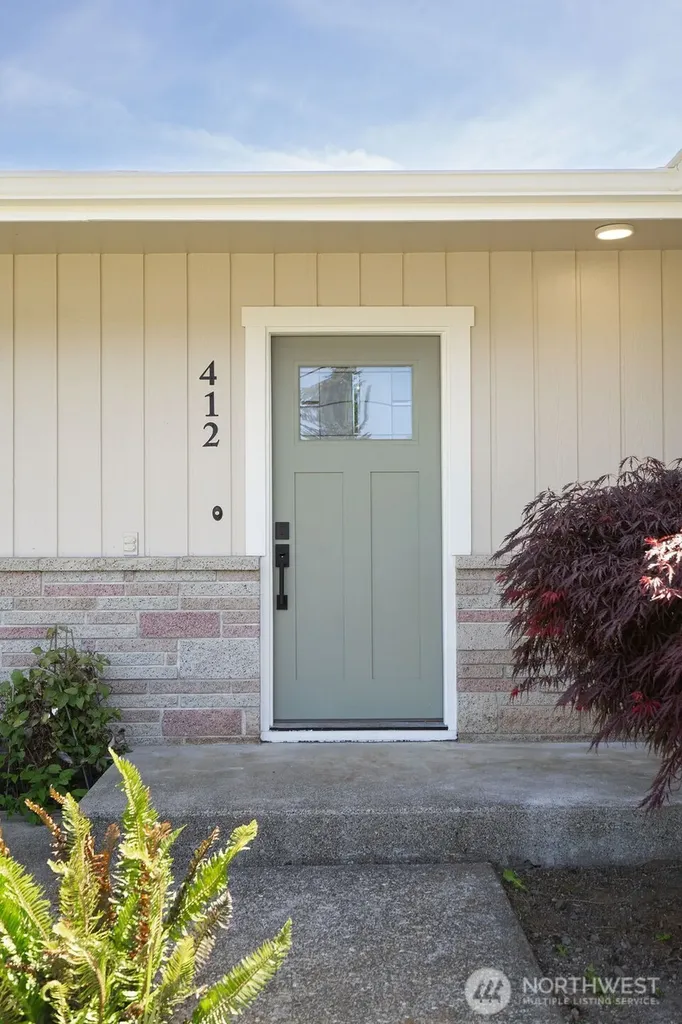 412 S 3rd Street Mccleary WA 98557