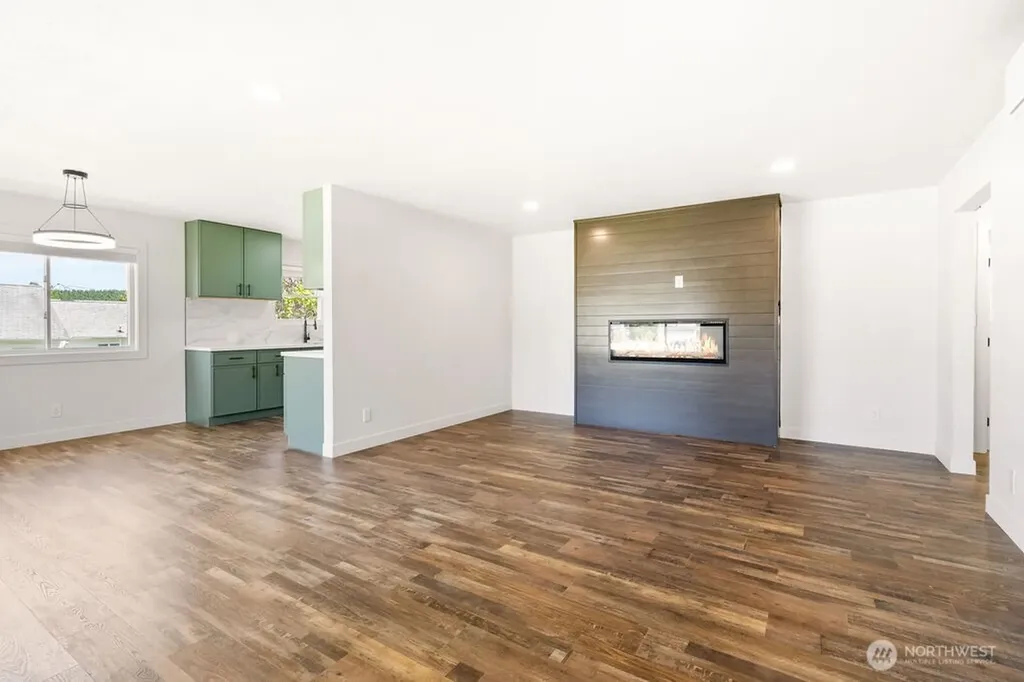 412 S 3rd Street Mccleary WA 98557
