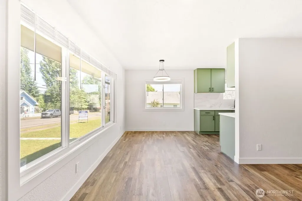 412 S 3rd Street Mccleary WA 98557