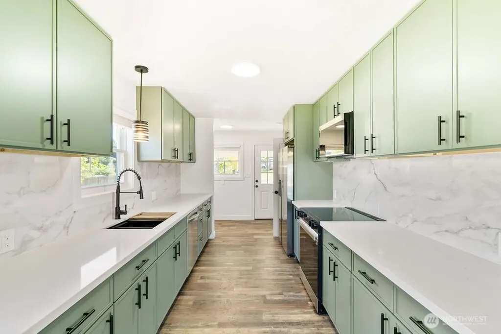 412 S 3rd Street Mccleary WA 98557