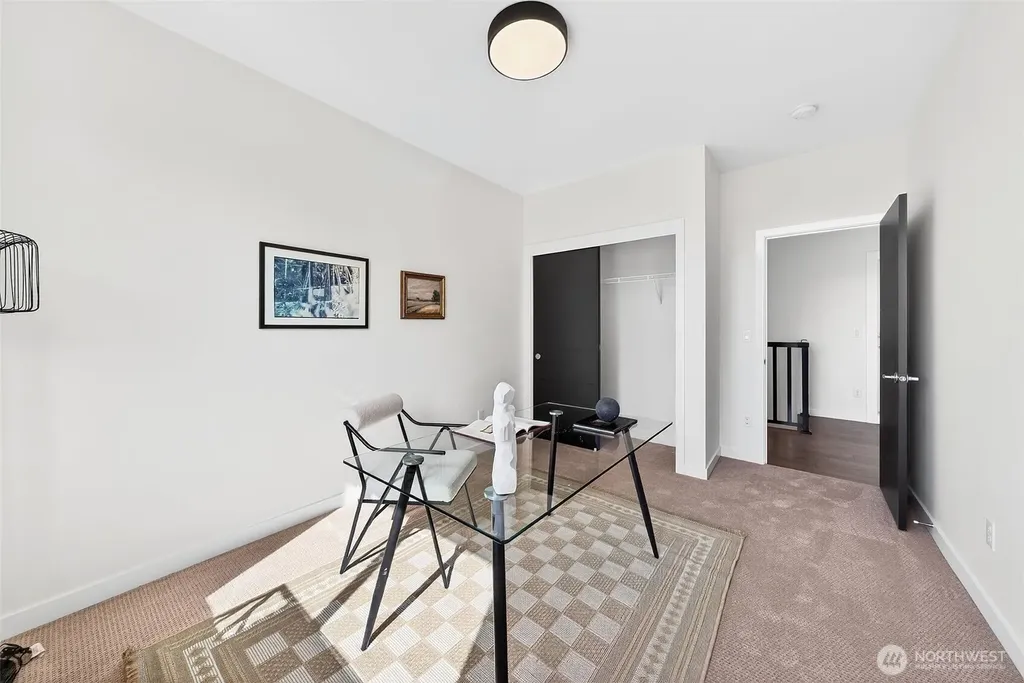 6320 36th Avenue SW Seattle WA 98126