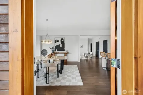 6320 36th Avenue SW Seattle WA 98126