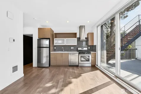 6320 36th Avenue SW Seattle WA 98126