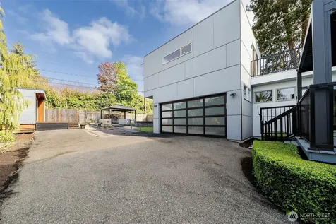 6320 36th Avenue SW Seattle WA 98126