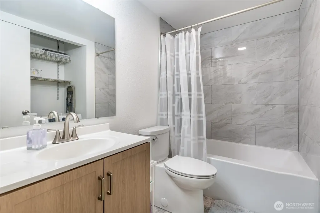 17515 151st Avenue SE Renton WA 98058