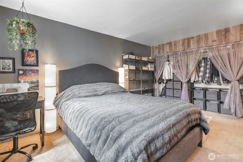 17515 151st Avenue SE Renton WA 98058