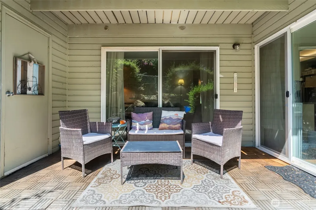 17515 151st Avenue SE Renton WA 98058