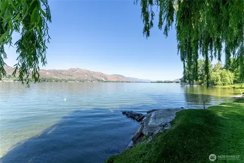 23 Lakeview Loop Oroville WA 98844