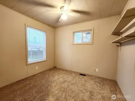 906 W Anderson Street Elma WA 98541