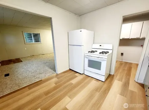 906 W Anderson Street Elma WA 98541