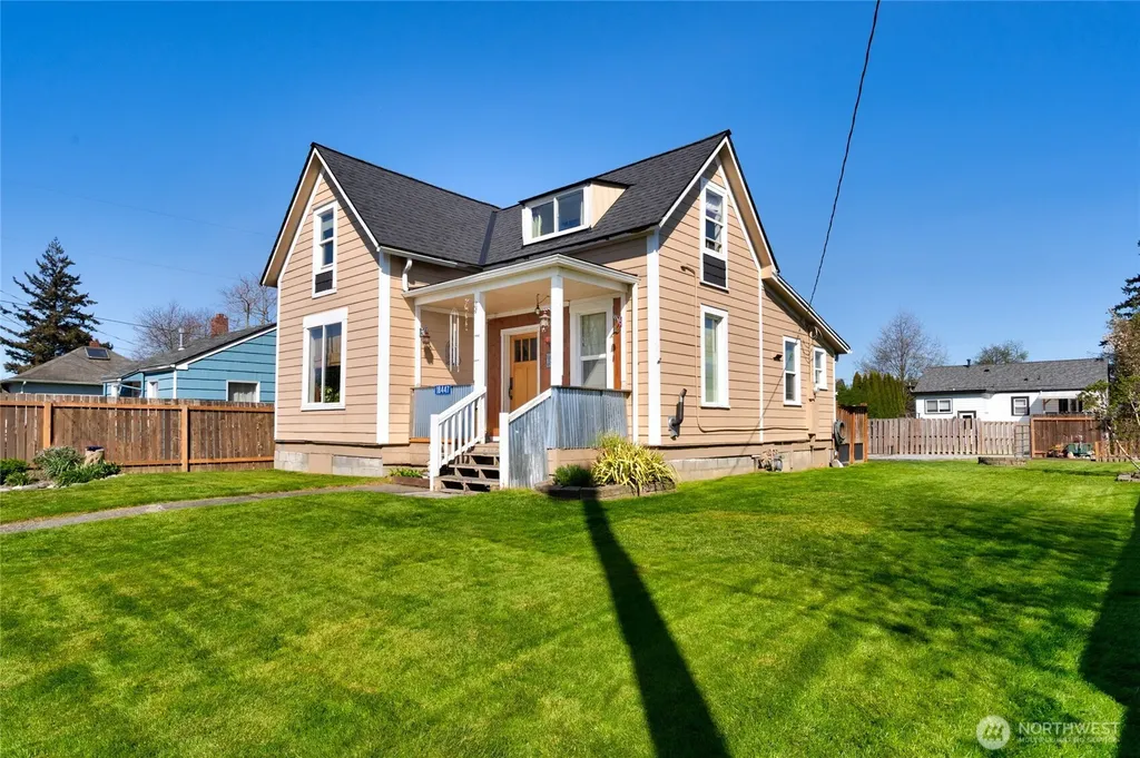 18447 W Lincoln Street Mount Vernon WA 98273
