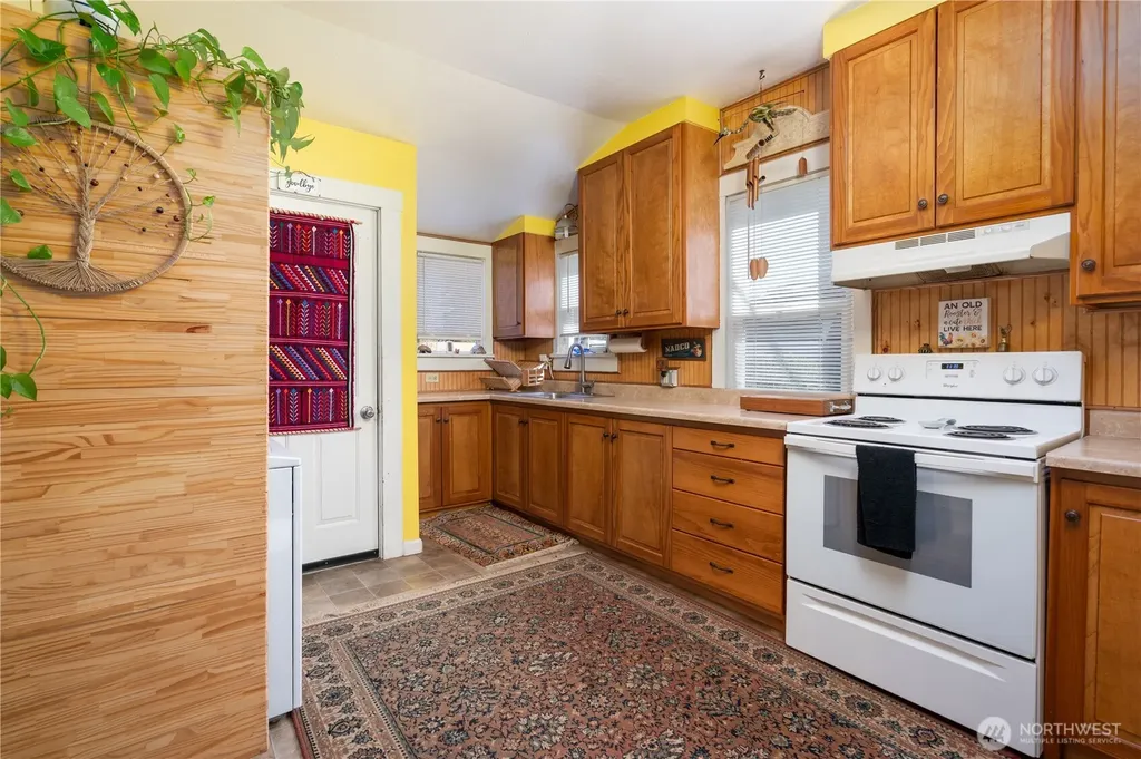 18447 W Lincoln Street Mount Vernon WA 98273