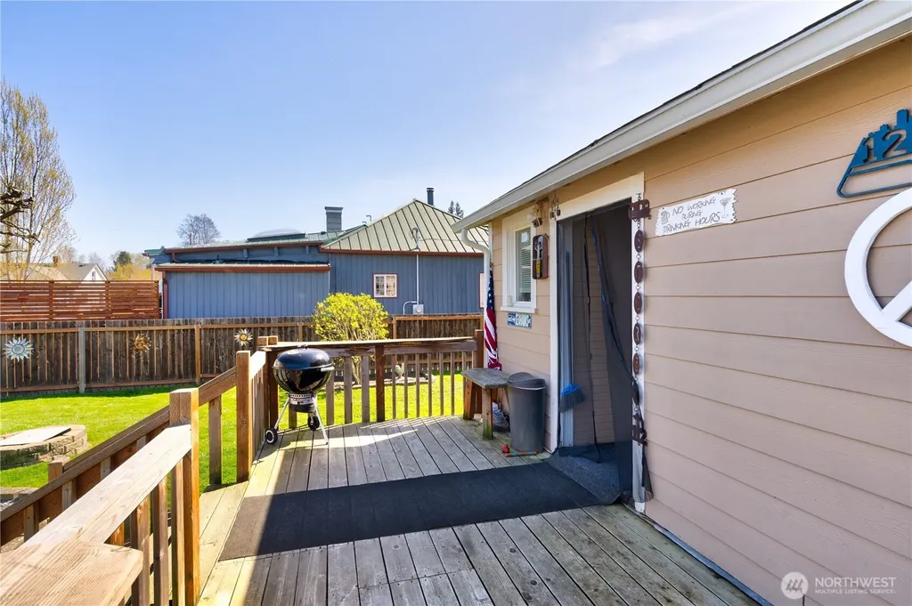 18447 W Lincoln Street Mount Vernon WA 98273