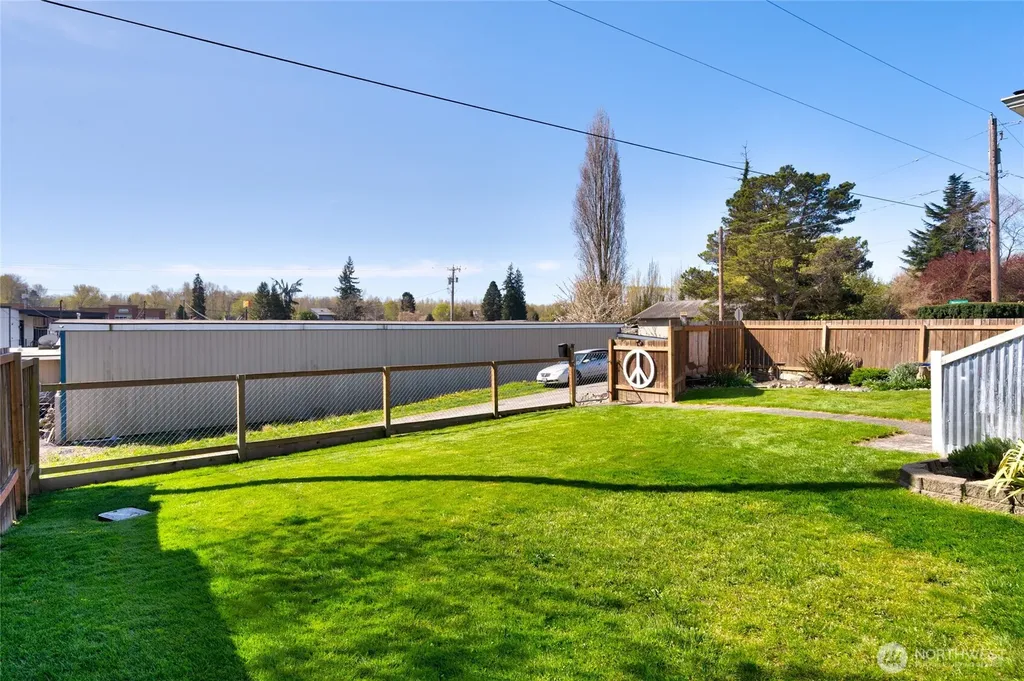 18447 W Lincoln Street Mount Vernon WA 98273