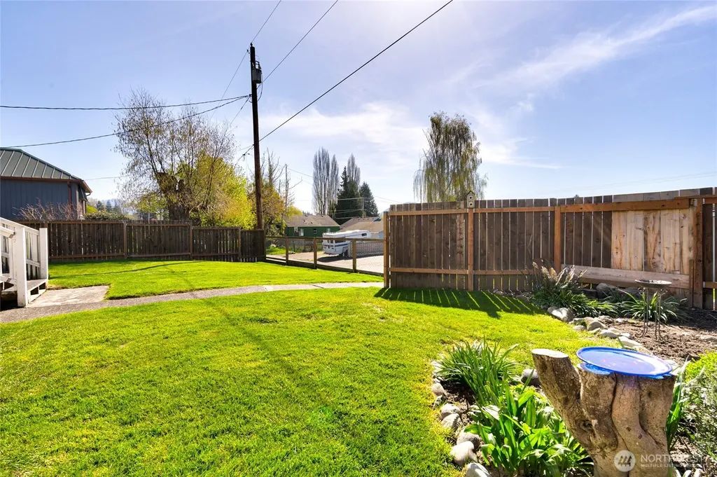 18447 W Lincoln Street Mount Vernon WA 98273
