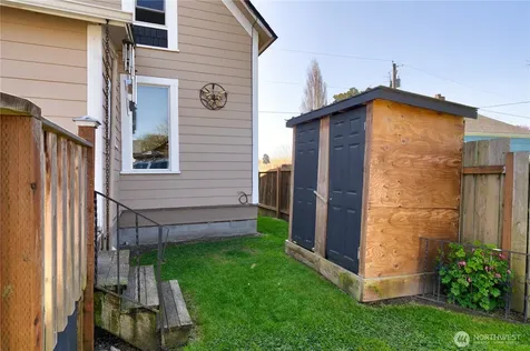 18447 W Lincoln Street Mount Vernon WA 98273
