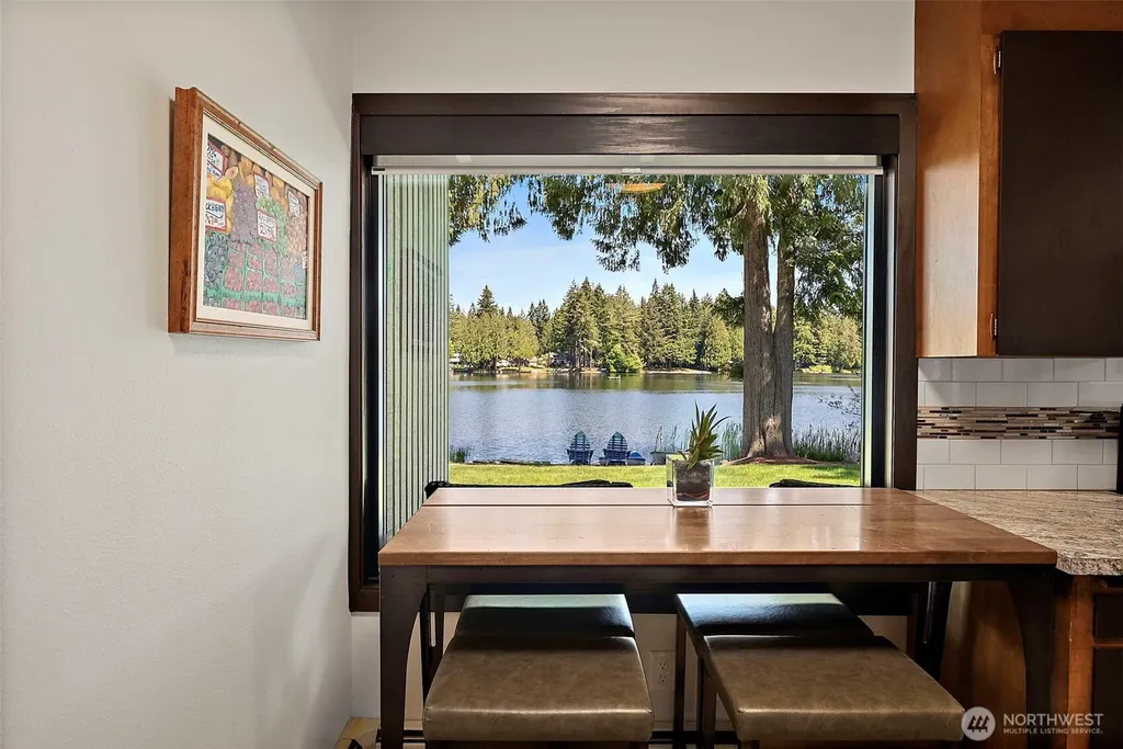 1822 Lakemoor Place SW Olympia WA 98512