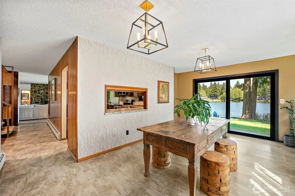 1822 Lakemoor Place SW Olympia WA 98512